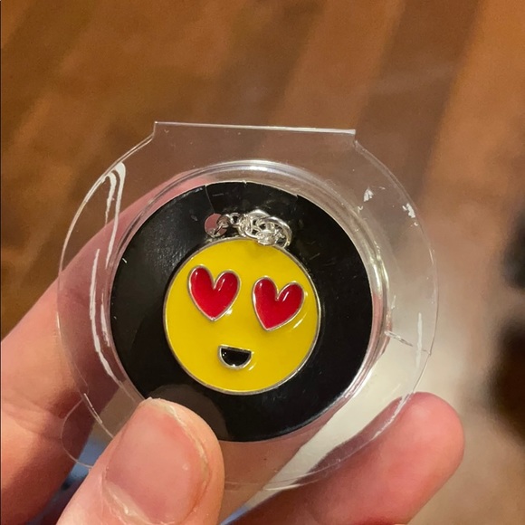 BUNDLE FOR FREE: Emoji Necklace - Picture 3 of 3